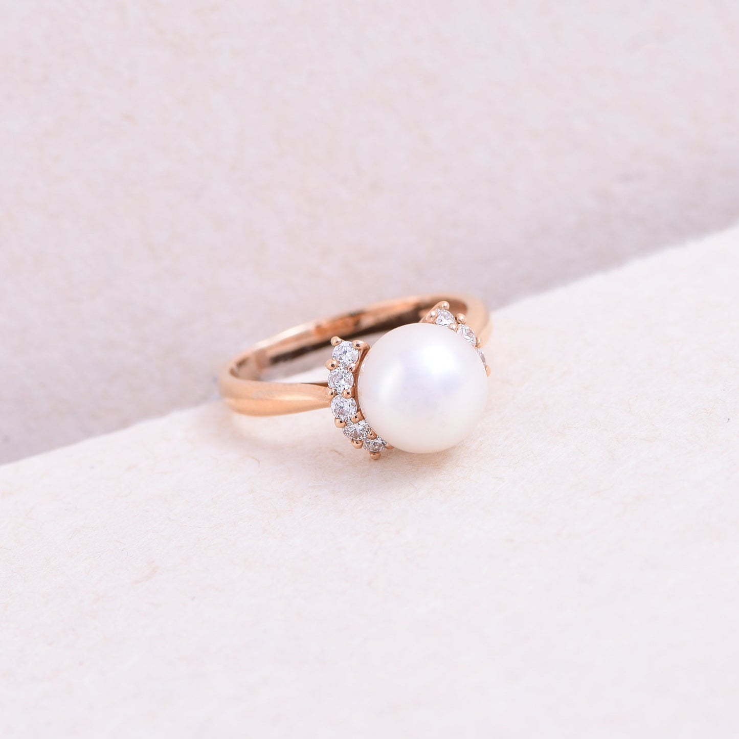 Delicate Akoya Diamonds Ring