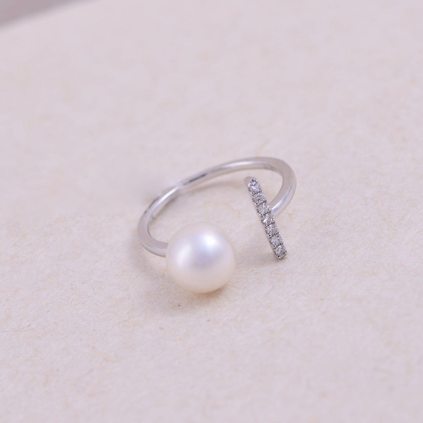 Minimalist Pearl Ring