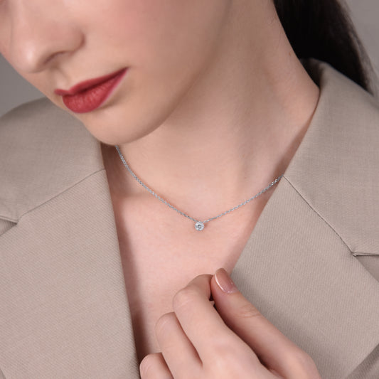 WG 18K Diamond Necklace